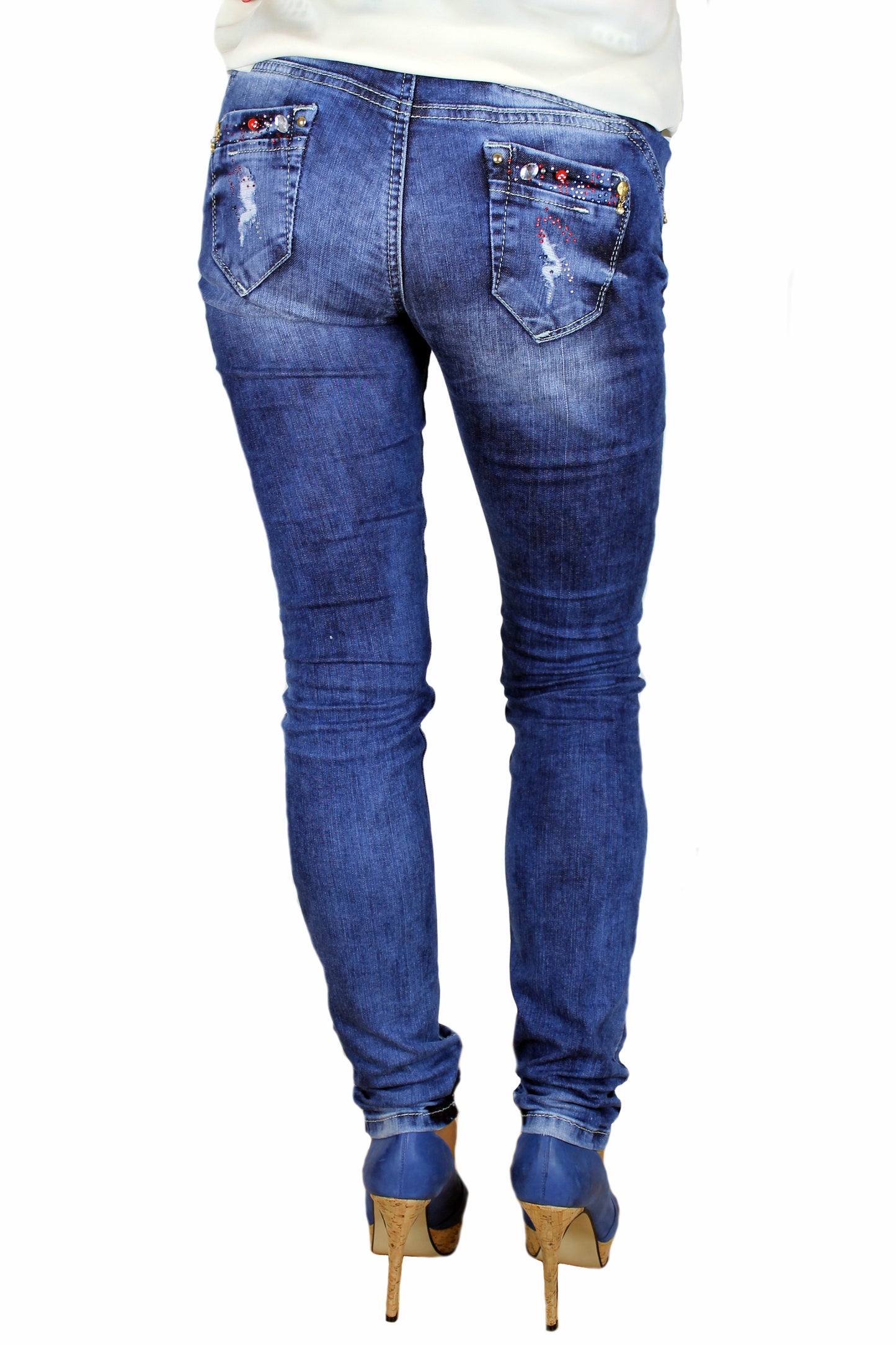 Eine Cipo und Baxx Damen Jeans in blau mit dicken Kontrastnähten. und vielen verschiedenen Strasssteinen.