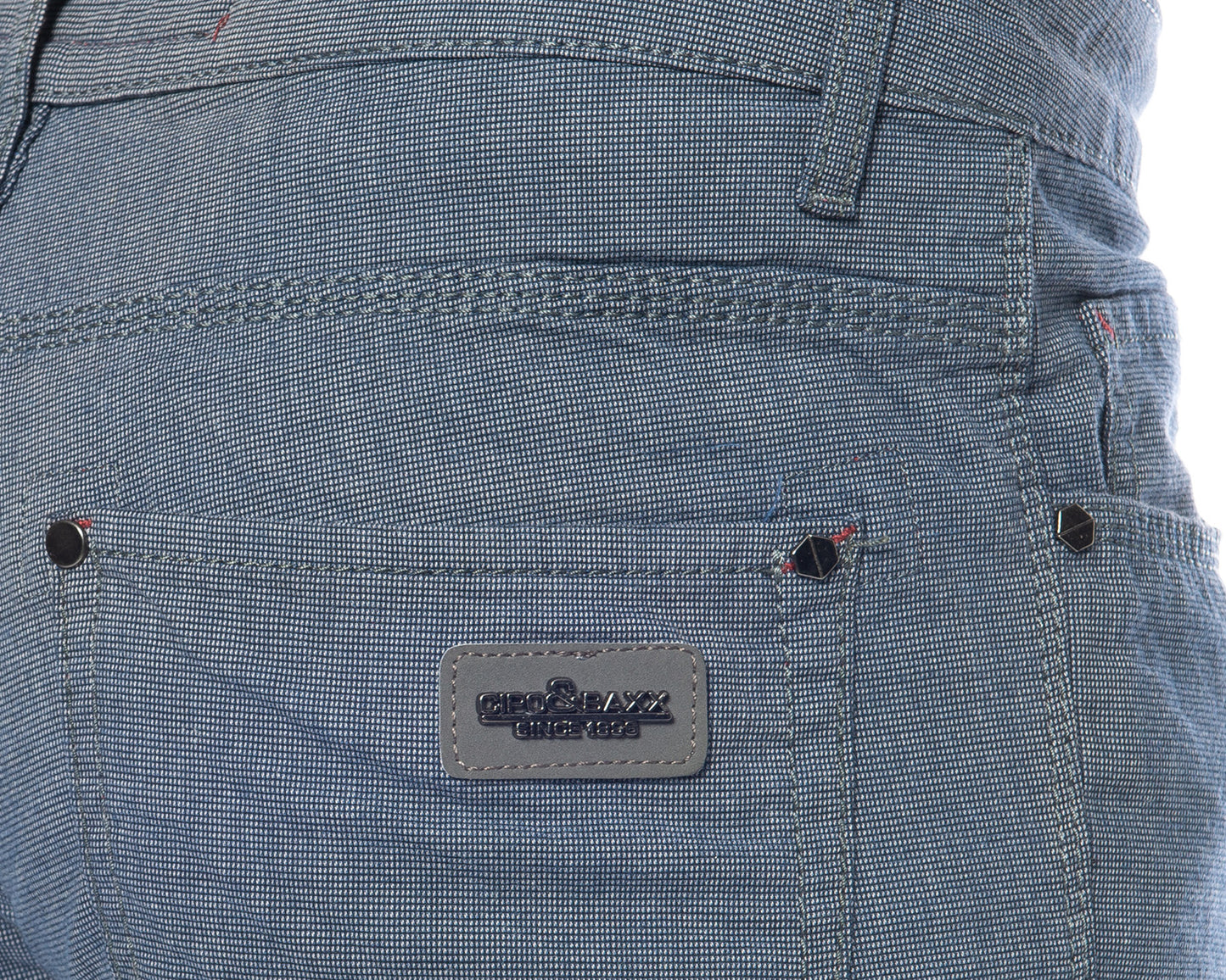 Eine Cipo und Baxx Herren Slim Fit Stoff Hose mit schönem Muster und modernem Design in blau, anthrazit oder grau