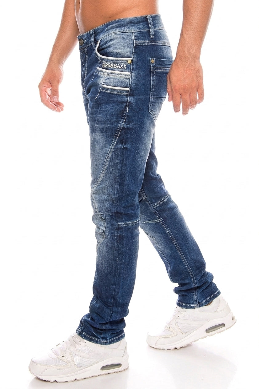 Blaue Cipo & Baxx Herren Regular Fit Jeans 698 mit ausgeprägten Kontrastnähten und moderner Waschung Seitenansicht