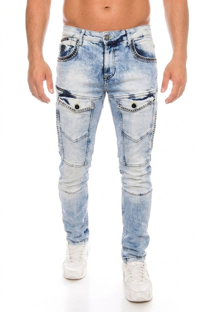 Cipo & Baxx Herren Jeans 810 Slim Fit mit aufwendiger Nahtstruktur und hochwertigen Verzierungsdetails Frontansicht