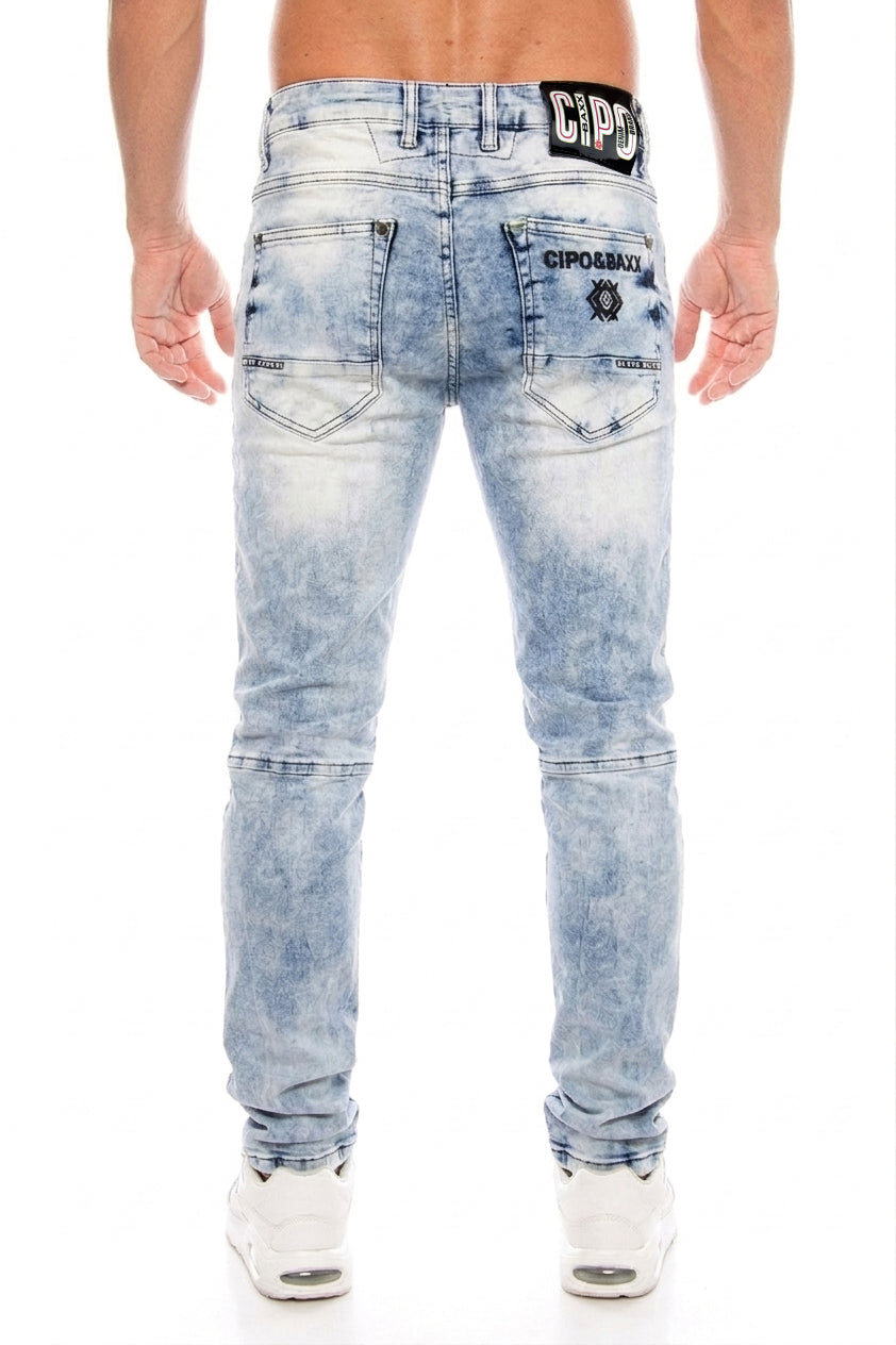 Cipo & Baxx Herren Jeans 810 Slim Fit Rückansicht mit aufwendiger Nahtstruktur auf Hintertaschen